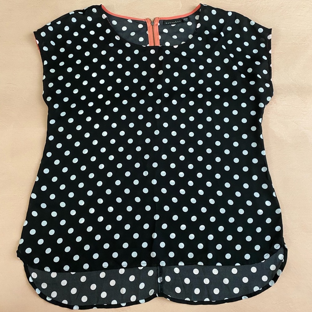 Methaphor Silk blouse sleeveless with polka dots